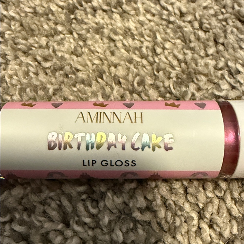 NEW!! Aminnah Lip Gloss brand new - choose from 11 varieties!! - Picture 7 of 15